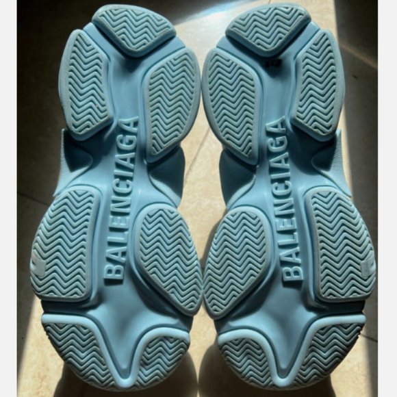 BALENCIAGA TRIPLE S RUNNERS LIGHT BLUE SS22 MENS SNEAKERS sz 8US/ 41 EU - Picture 12 of 12